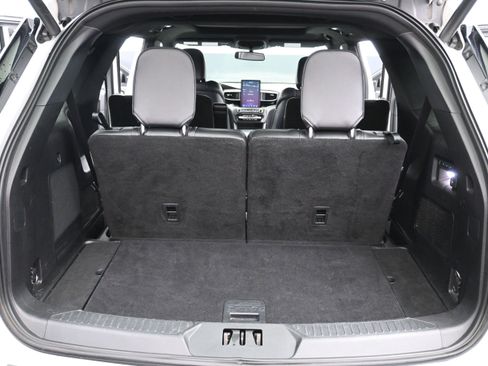 Used 2020 Ford Explorer ST w/ ST Street Pack AWD/4WD image 21