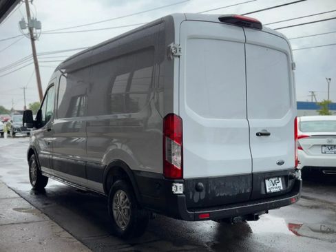 Used 2022 Ford Transit 250 Medium Roof w/ Interior Upgrade Package RWD image 4