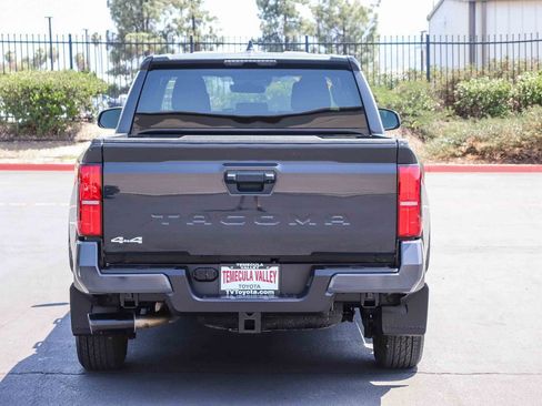 Certified 2025 Toyota Tacoma SR5 AWD/4WD image 6
