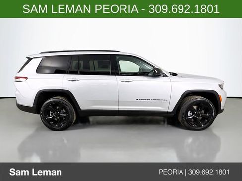 New 2025 Jeep Grand Cherokee L Limited w/ Black Appearance Package image 8