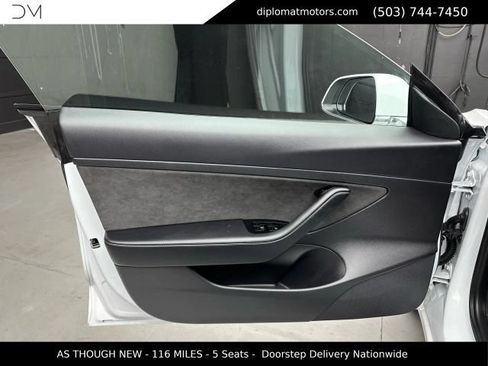 Used 2020 Tesla Model 3 Standard Range Plus RWD image 30