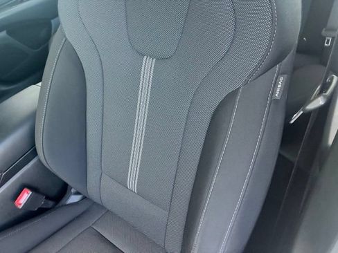 Used 2025 Hyundai Elantra SE FWD image 15