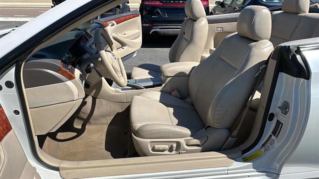 Used 2006 Toyota Solara SLE FWD image 26