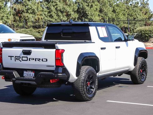 Certified 2025 Toyota Tacoma TRD Pro AWD/4WD image 7