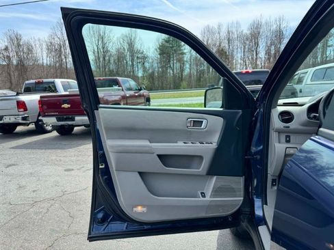 Used 2014 Honda Pilot LX image 9