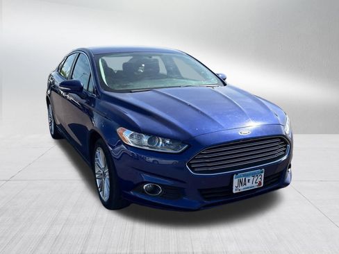 Used 2016 Ford Fusion SE w/ Equipment Group 202A FWD image 12