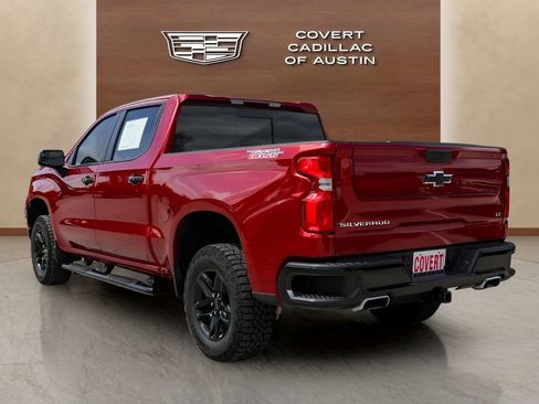 Used 2024 Chevrolet Silverado 1500 LT Trail Boss w/ Convenience Package II AWD/4WD image 3