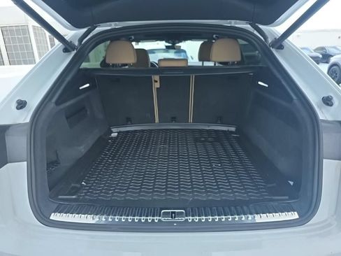 Used 2023 Audi Q8 Premium Plus w/ Premium Plus Package AWD/4WD image 12
