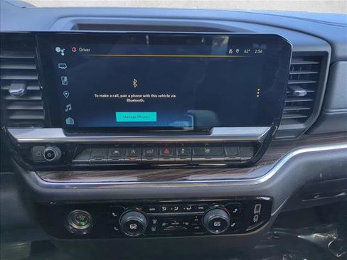 Used 2023 Chevrolet Silverado 1500 LT image 14