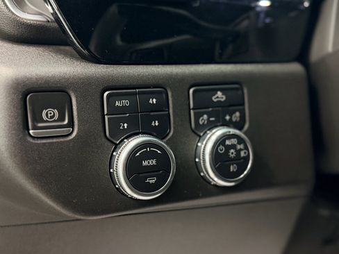 Used 2023 GMC Sierra 1500 Elevation w/ X31 Off-Road Package image 15