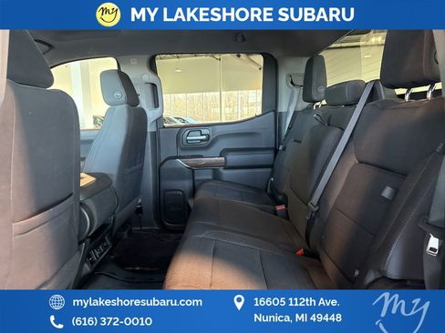 Used 2020 Chevrolet Silverado 1500 RST AWD/4WD image 28