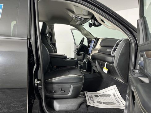 Used 2024 RAM 2500 Laramie w/ Safety Group AWD/4WD image 38