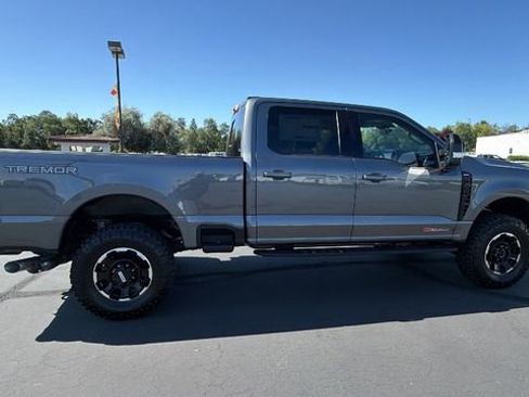 New 2026 Ford F250 Lariat w/ Tremor Off-Road Package AWD/4WD image 3