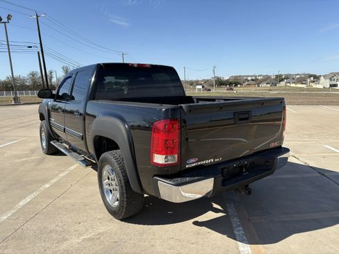 Used 2008 GMC Sierra 1500 SLT w/ All-Terrain Package image 3