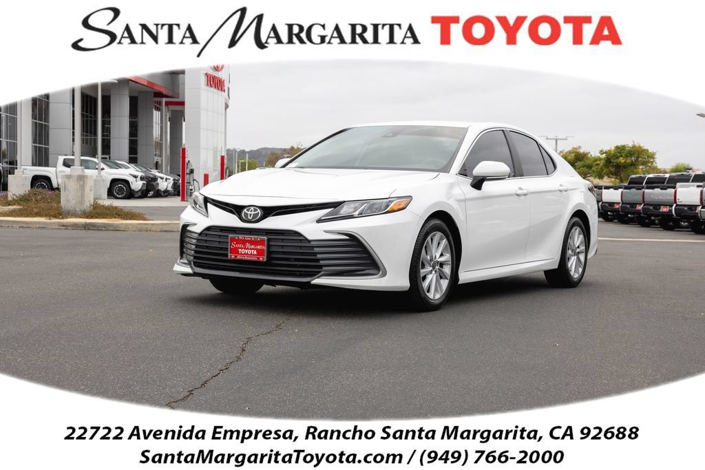 Certified 2022 Toyota Camry LE w/ Convenience Package FWD image 1
