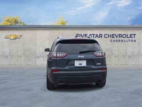 Used 2020 Jeep Cherokee Latitude Plus w/ Comfort/Convenience Group FWD image 7