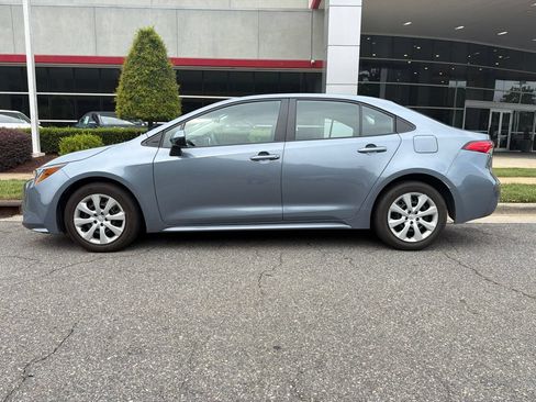 Used 2023 Toyota Corolla LE FWD image 7
