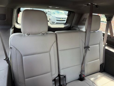 Used 2023 Chevrolet Suburban Z71 AWD/4WD image 24