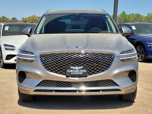 Used 2025 Genesis GV70 2.5T w/ Select Package image 3