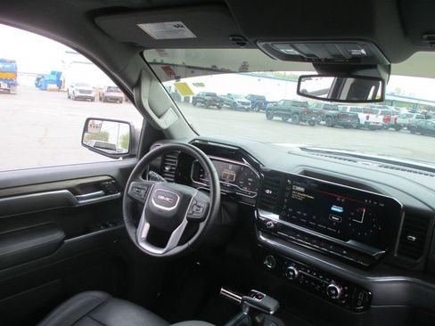 Used 2024 GMC Sierra 1500 SLT w/ SLT Premium Package image 23