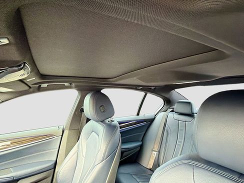 Used 2019 BMW 530i 530i w/ Convenience Package image 27