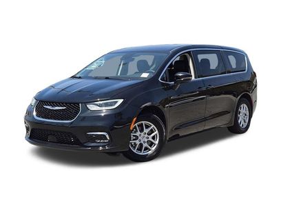 Used 2024 Chrysler Pacifica Touring-L