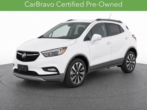 Used 2018 Buick Encore Essence FWD image 2