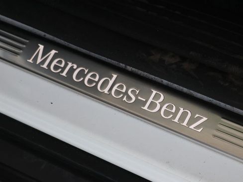 Used 2023 Mercedes-Benz GLS 450 4MATIC image 15