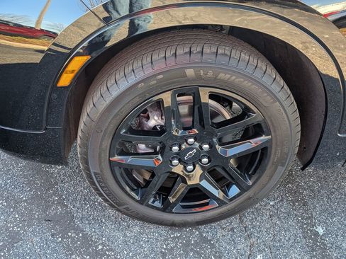 Certified 2025 Chevrolet Blazer RS w/ Driver Confidence II Package image 12