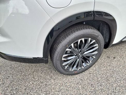 New 2026 Nissan Rogue Platinum AWD/4WD image 10
