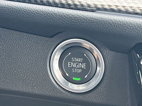 New 2026 Chevrolet Traverse High Country image 8