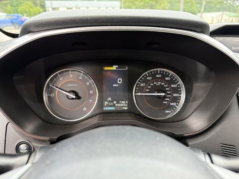 Used 2021 Subaru Crosstrek 2.5i Limited w/ Moonroof Package 2 AWD/4WD image 9