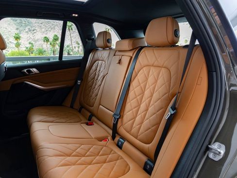 New 2026 BMW X5 sDrive40i image 21