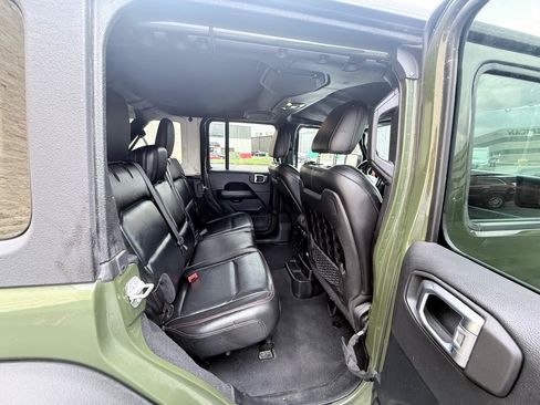 Used 2020 Jeep Wrangler Unlimited Rubicon AWD/4WD image 12