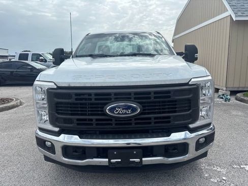 Used 2023 Ford F250 XL w/ XL Driver Assist Package RWD image 2