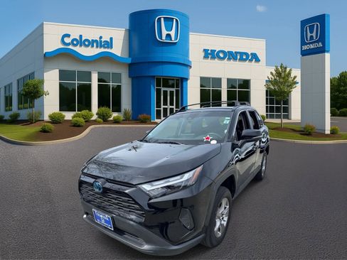 Used 2024 Toyota RAV4 LE image 2