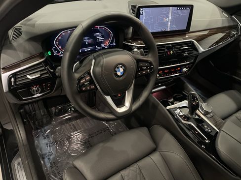 Certified 2023 BMW 530i xDrive 530i xDrive w/ Convenience Package image 13