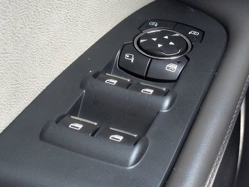 Used 2019 Lincoln Nautilus Reserve FWD image 26
