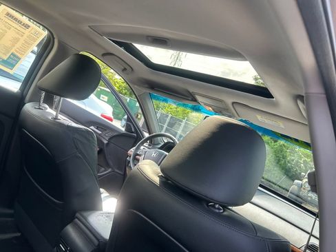 Used 2012 Honda Accord EX-L image 26