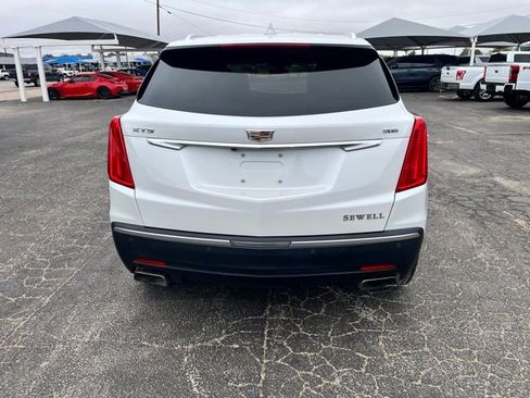 Used 2018 Cadillac XT5 FWD image 5