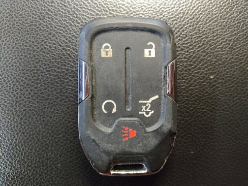 Used 2021 GMC Acadia SLE w/ Driver Convenience Package FWD image 32