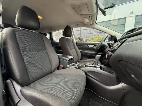 Used 2018 Nissan Rogue Sport S w/ S Appearance Package image 26