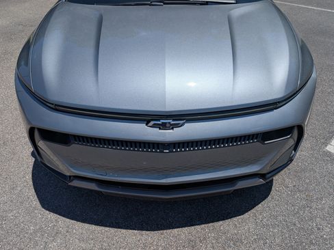 Used 2025 Chevrolet Equinox EV LT w/ Convenience Package FWD image 12