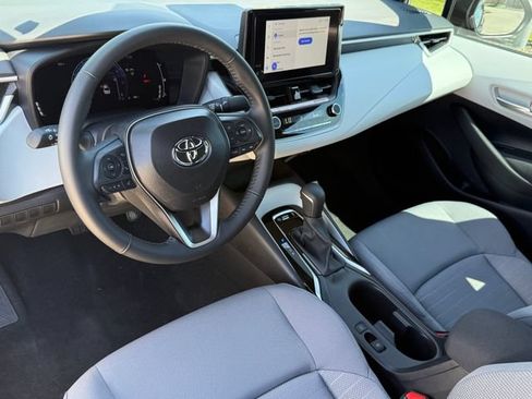 Used 2026 Toyota Corolla SE FWD image 11