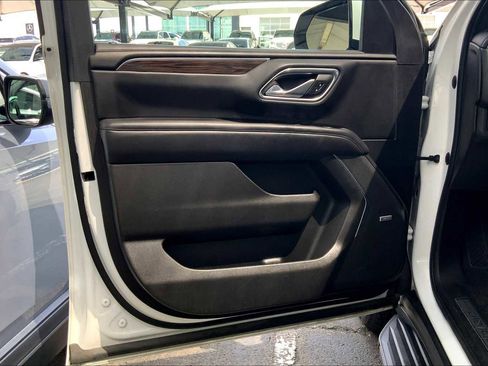 Used 2021 Chevrolet Tahoe LT image 42