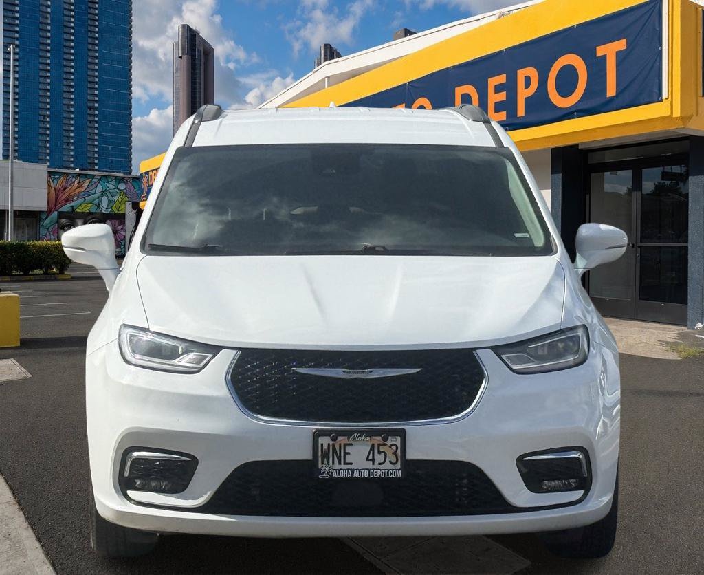 Used 2022 Chrysler Pacifica Touring-L FWD image 7