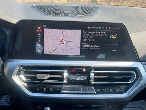 Used 2019 BMW 330i xDrive Sedan w/ Driving Assistance Package AWD/4WD image 28