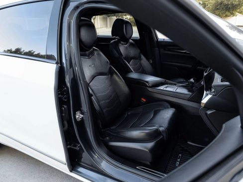 Used 2018 Cadillac CT6 Luxury AWD/4WD image 40