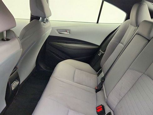 Used 2023 Toyota Corolla SE image 17