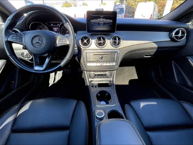 Used 2019 Mercedes-Benz GLA 250 4MATIC image 9